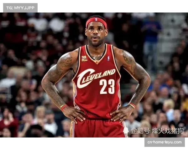 中场球员角色演变 从组织核心到全能战士